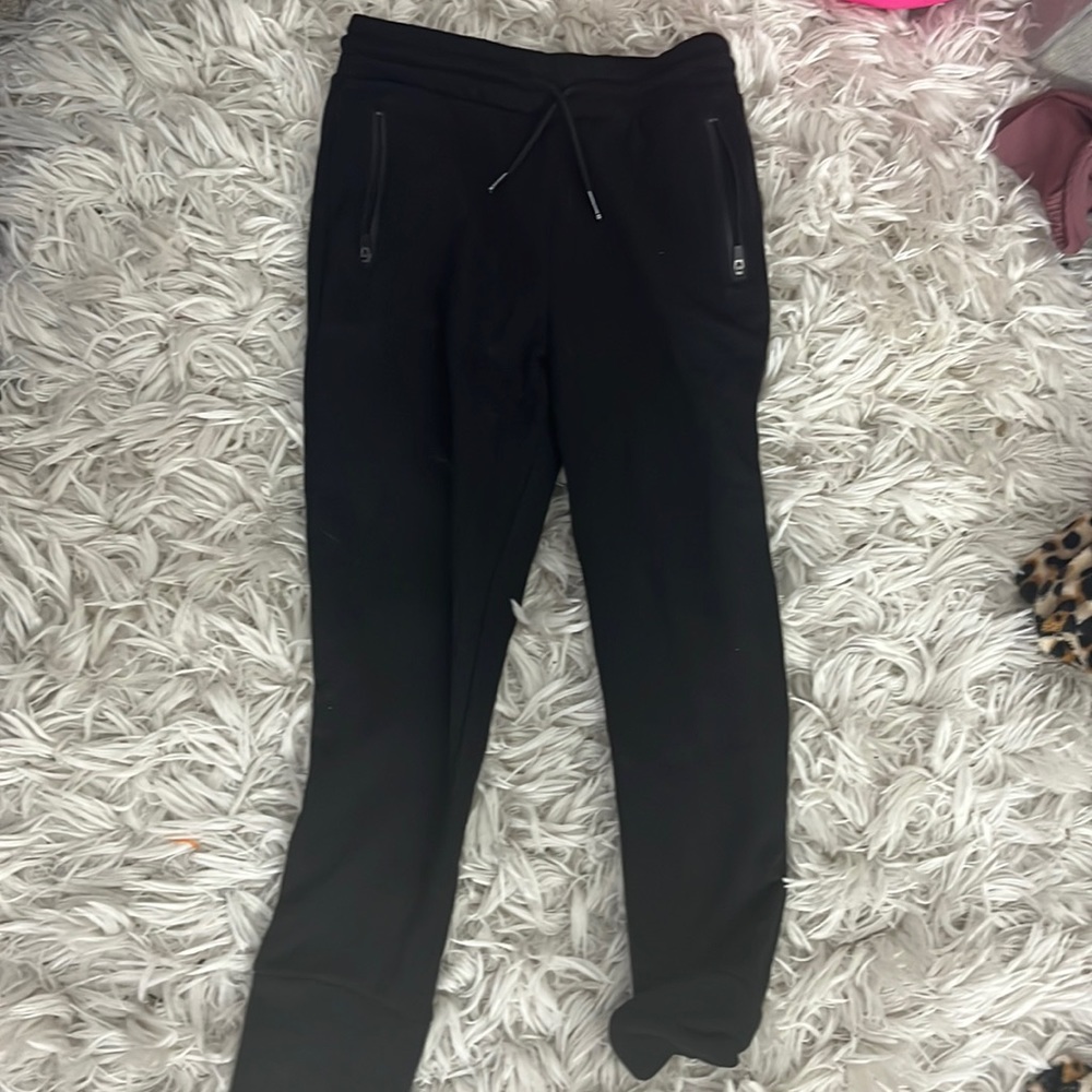 Black sweatpants w pockets